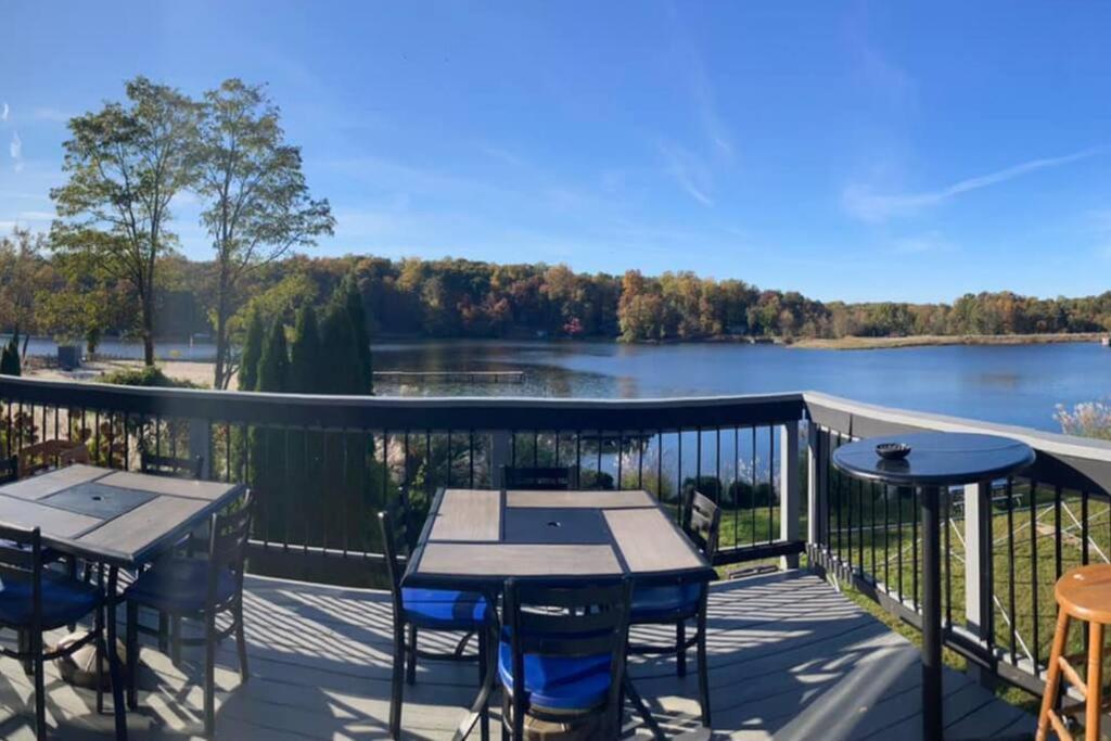 Mountain Lake Retreat - Hot Tub, Lake, Fire Pit, Wineries, Restaurant Harpers Ferry Exterior foto